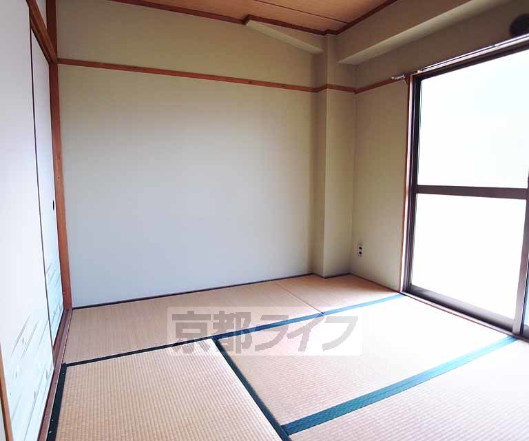 居室・リビング　和室もあります。