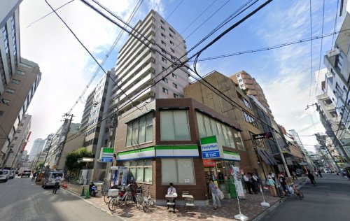 コンビニ　ファミリーマート 博労町一丁目店（コンビニ）まで275m