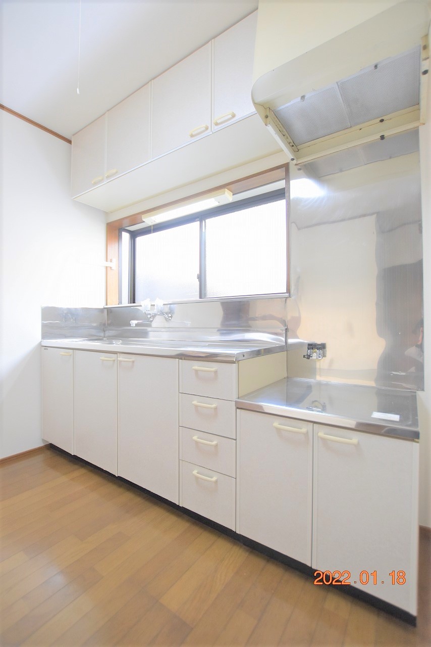 キッチン　敷金礼金不要・仲介手数料無料+1か月フリーレント付き