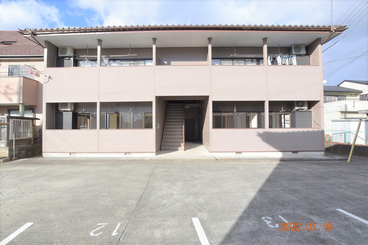 建物外観　敷金礼金不要・仲介手数料無料+1か月フリーレント付き