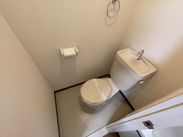 【高槻市古曽部町のマンションのトイレ】