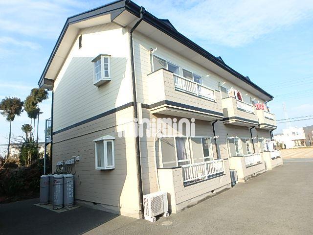 建物外観　オシャレなツートンカラー。駐車場も広々２台可能です