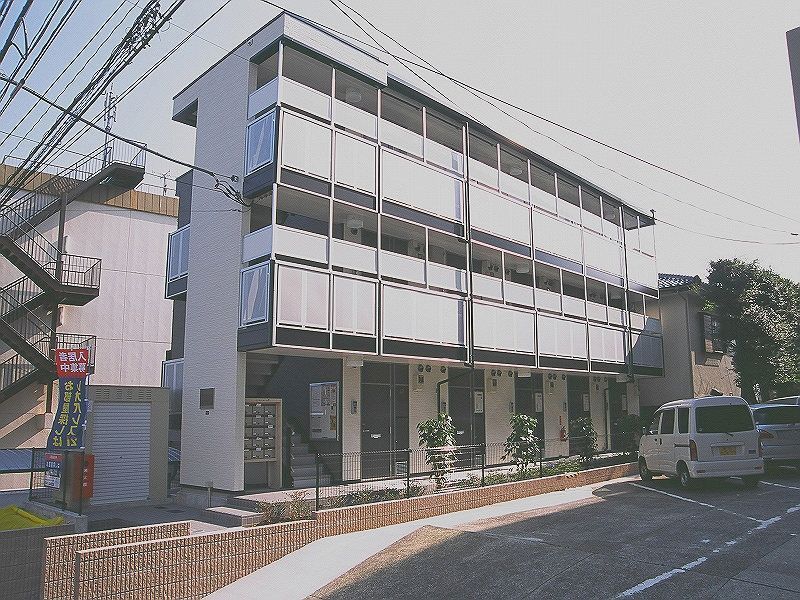 神奈川県横浜市港南区丸山台４（アパート）の賃貸物件の外観