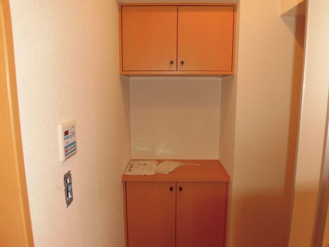 玄関　玄関、下駄箱