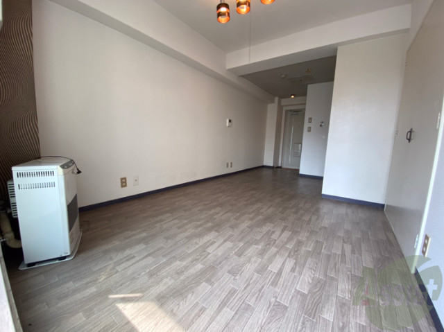 居室・リビング　広くてキレイな洋室が広がっていて、充実した生活が送れそう。