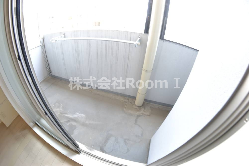 バルコニー　バルコニーがあります