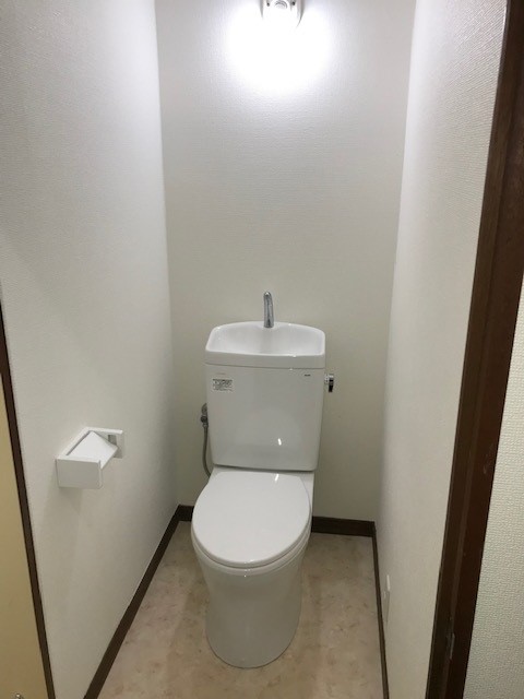 調布栄マンションのトイレ写真