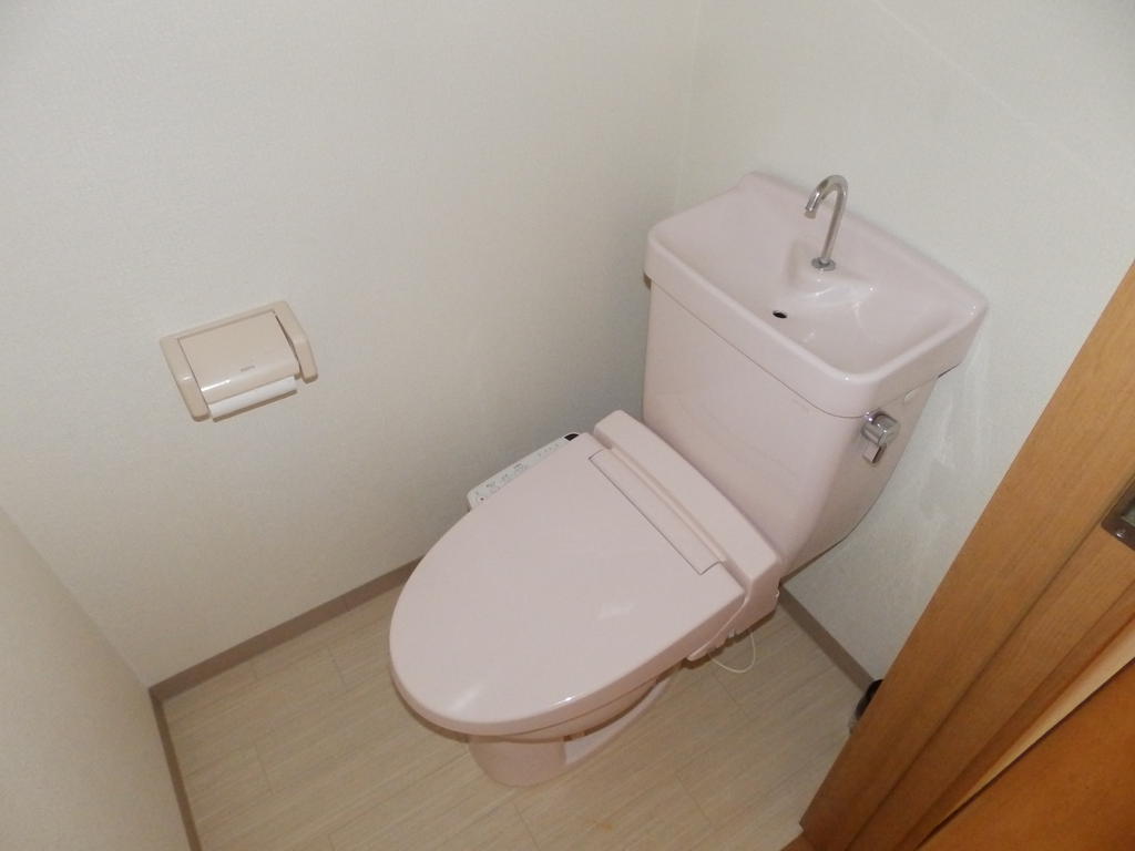 トイレ　ウォシュレット