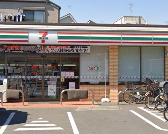 コンビニ　セブンイレブン板橋向原2丁目店（コンビニ）まで107m