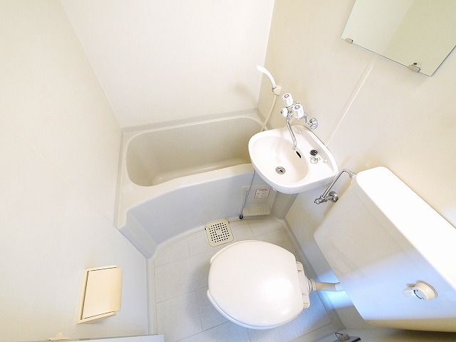 バス・シャワールーム　日々の暮らしに欠かせないお風呂です