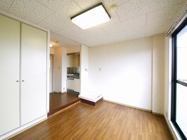 居室・リビング　居間です