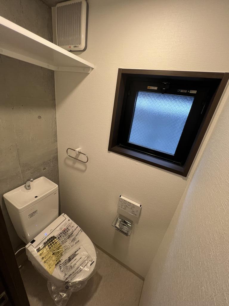トイレ　温水洗浄便座※同タイプ別部屋写真