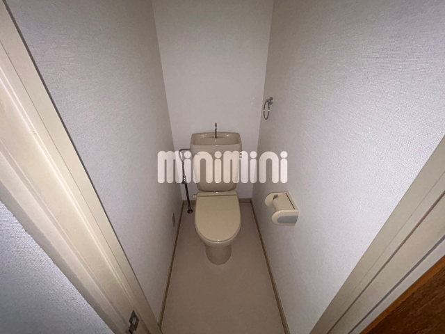 トイレ　１０足は入ります。