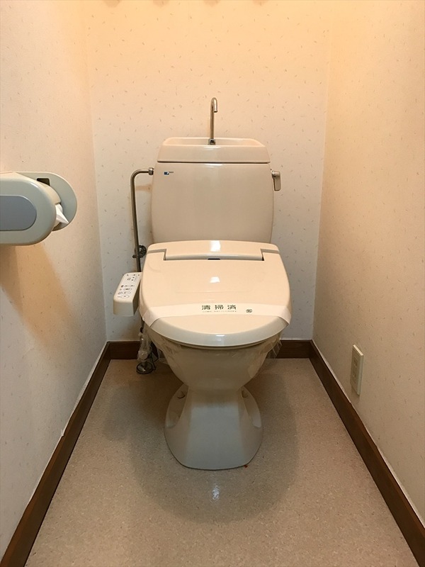 トイレ　シャワー付トイレ
