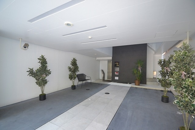 エントランス　エントランス