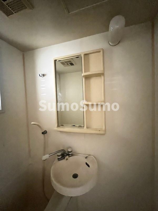 洗面設備　使いやすい洗面所です