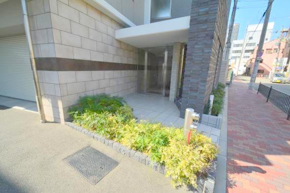 エントランス　綺麗なエントランスです。