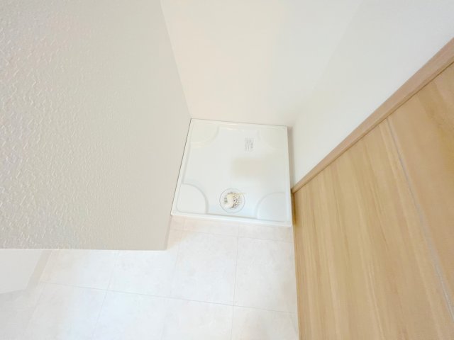 その他設備　室内に洗濯機置場があれば雨の日でも濡れる心配がございませんね