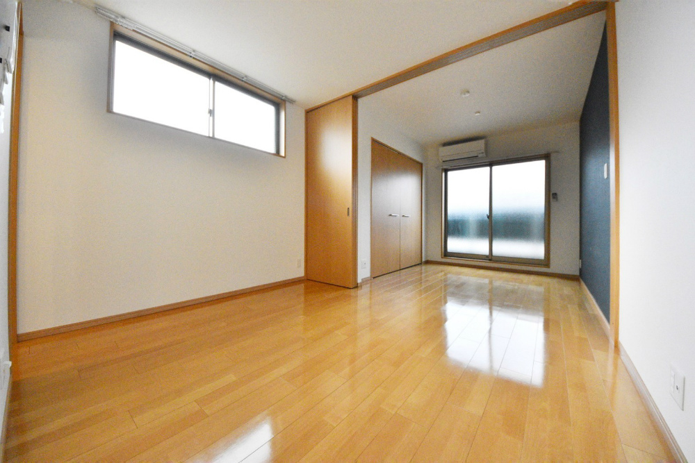 バス・シャワールーム　内装の写真