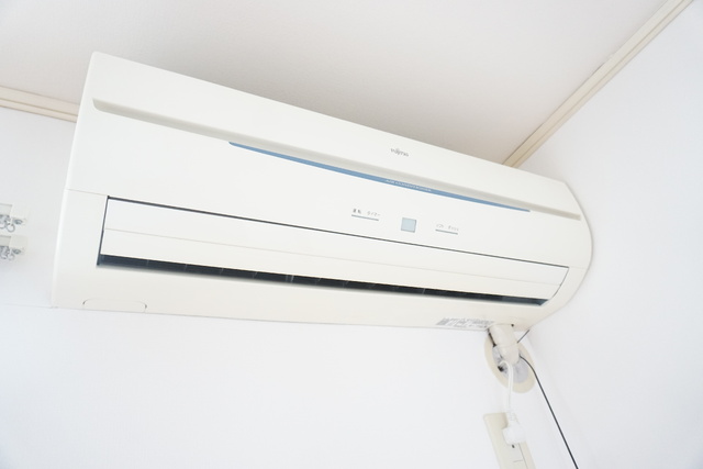 その他設備　リビングにエアコン設置済み