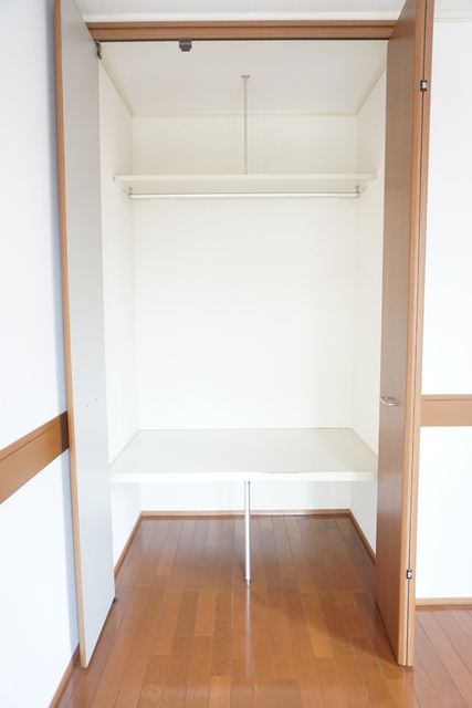 収納　南側洋室のクローゼット
