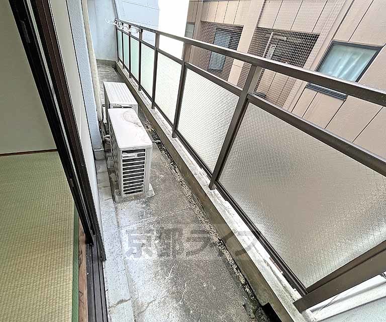 【京都市中京区笹屋町のマンションのバルコニー】