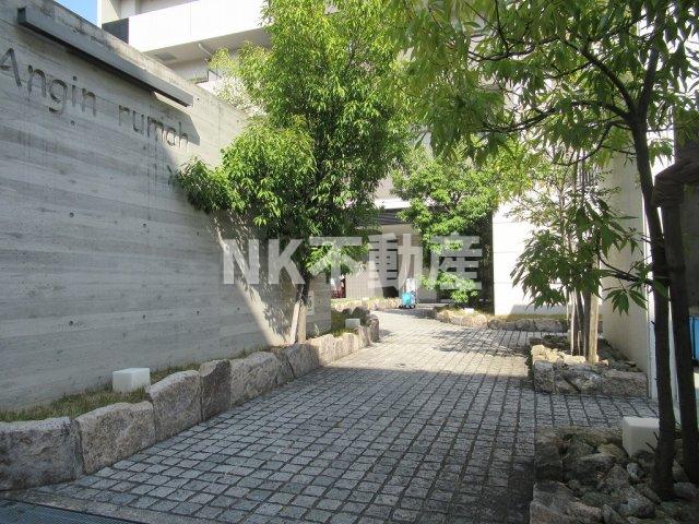 エントランス　建物の内部です