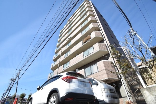 【熊谷市銀座のマンションの建物外観】