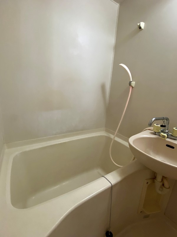 バス・シャワールーム　現況優先