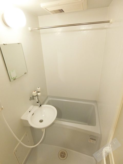 バス・シャワールーム　浴室換気乾燥機で急ぎのお洗濯もＯＫ♪