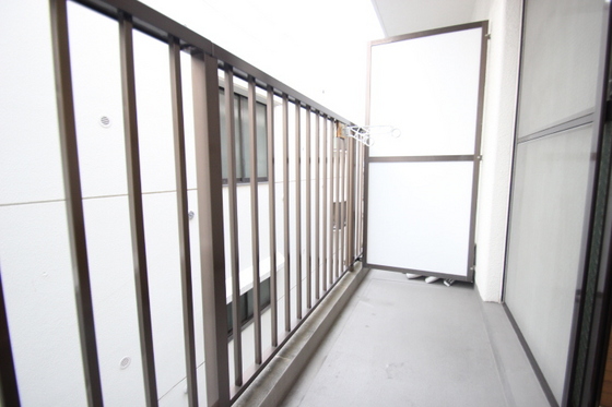 バルコニー　※別部屋の写真です