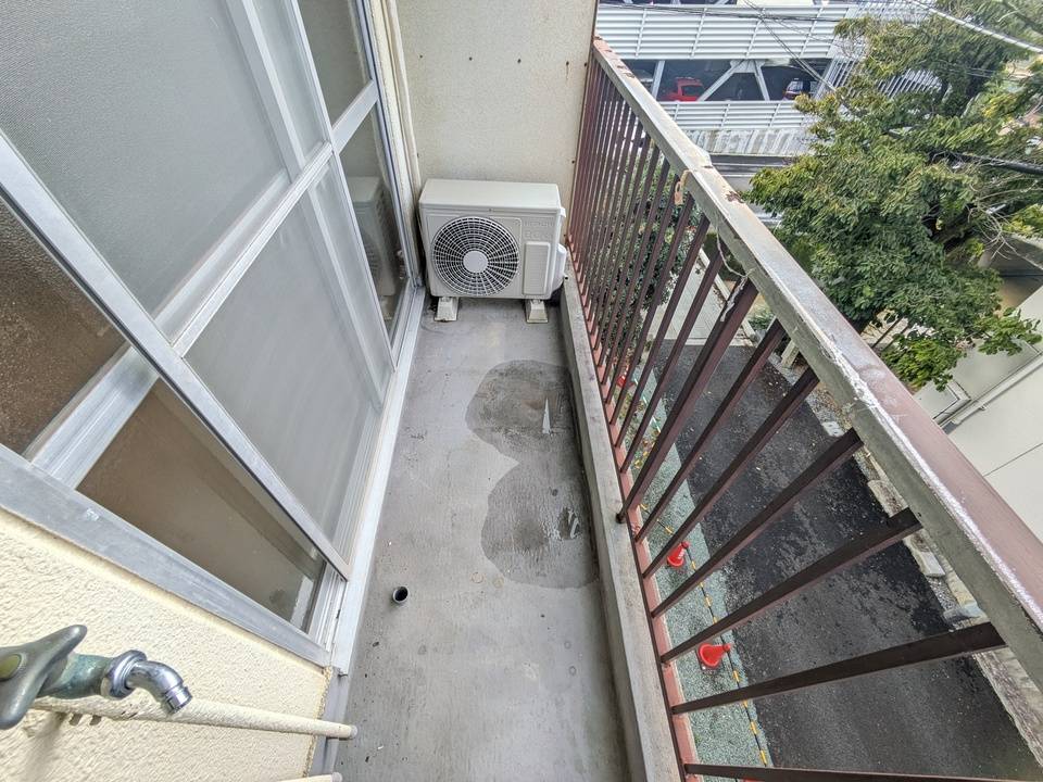 バルコニー　バルコニー