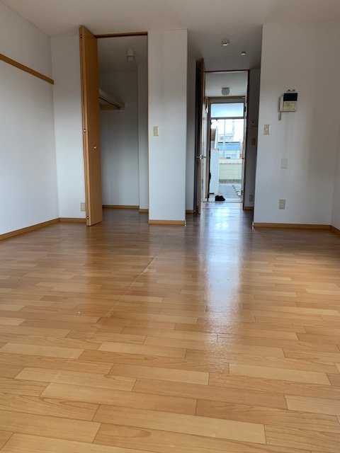 居室・リビング　南向きの明るいお部屋