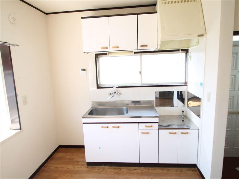 キッチン　日当たりのよいキッチン