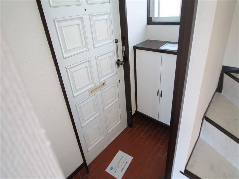 玄関　玄関・下駄箱設置されてます