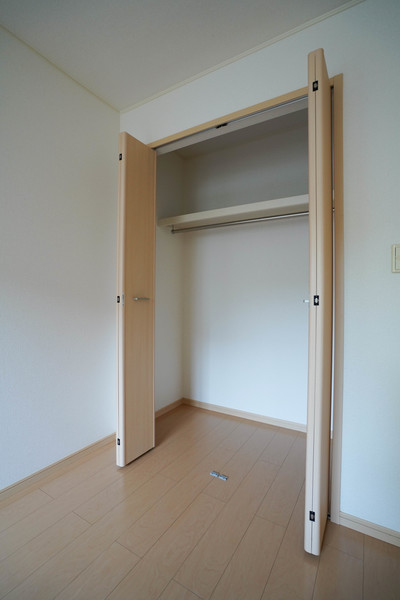 収納　同じ建物の別の部屋