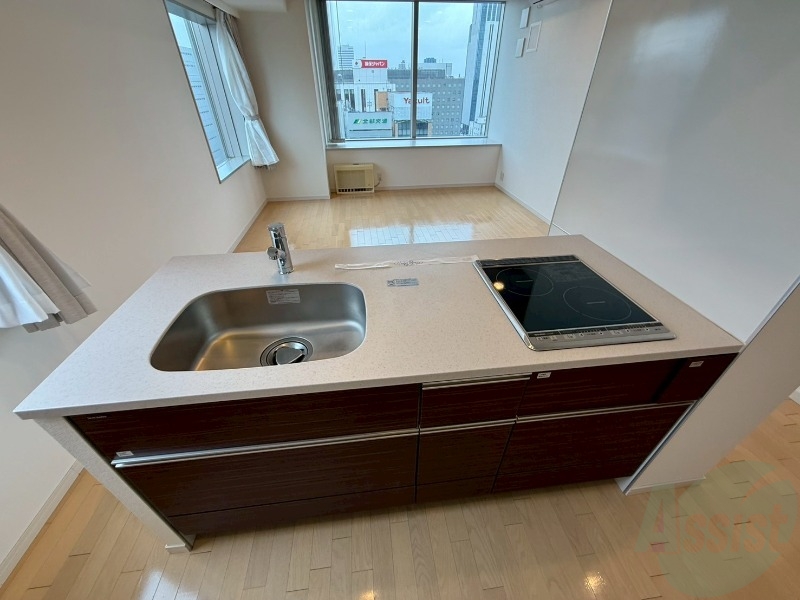 キッチン　キッチンはスペースも広々していて使いやすそうですよ！