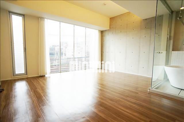 居室・リビング　１２帖の開放感のあるお部屋です。