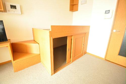 その他設備　収納付きベッド