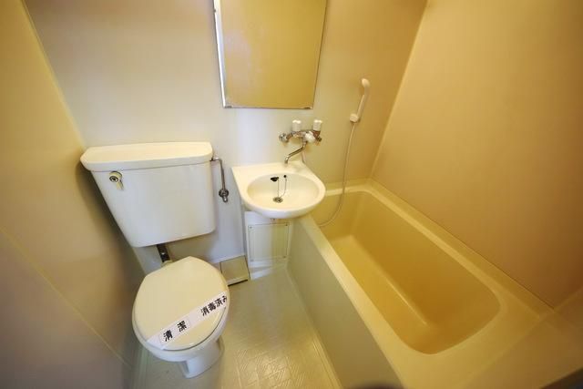 バス・シャワールーム　★ゆったりバスルームです★