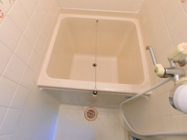 バス・シャワールーム　バス