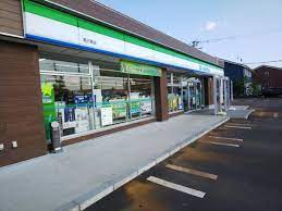 コンビニ　ファミリーマート燕三条店（コンビニ）まで502m