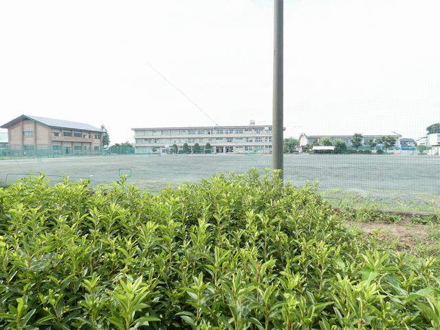 中学校　稲沢市立稲沢西中学校（中学校）まで1434m