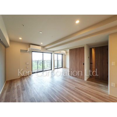 居室・リビング　同タイプ12階のお部屋を撮影。仕様が異なることがあります。