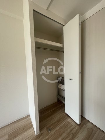 収納　セレニテ福島プリエ　クローゼット