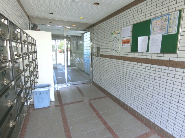 エントランス　詳細は、RISUMO江坂本店→06-6155-7137まで♪