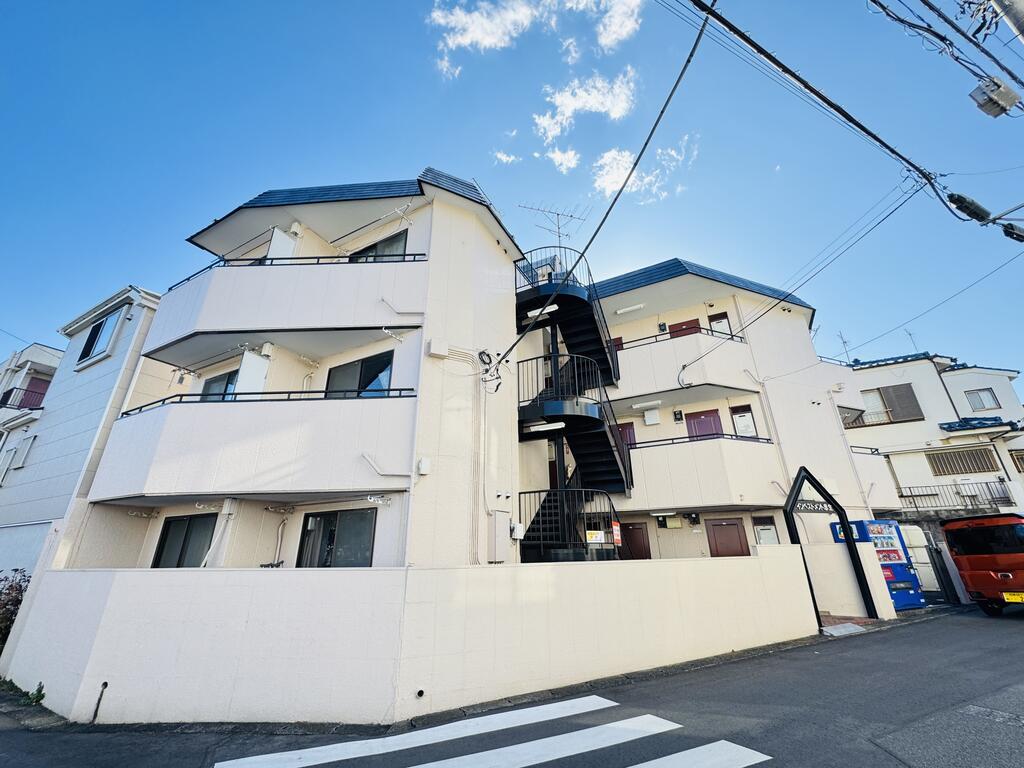 建物外観　外観綺麗な分譲マンションです。是非、お気軽にお問合せ下さい！