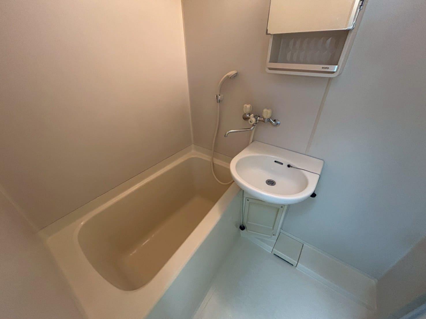 バス・シャワールーム　浴室