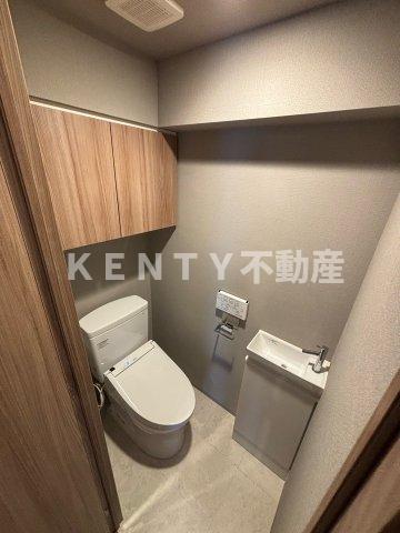 トイレ　落ち着いたトイレです