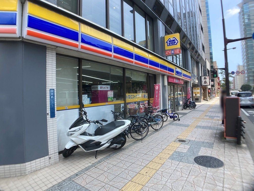 コンビニ　ミニストップ東北電力前店（コンビニ）まで180m